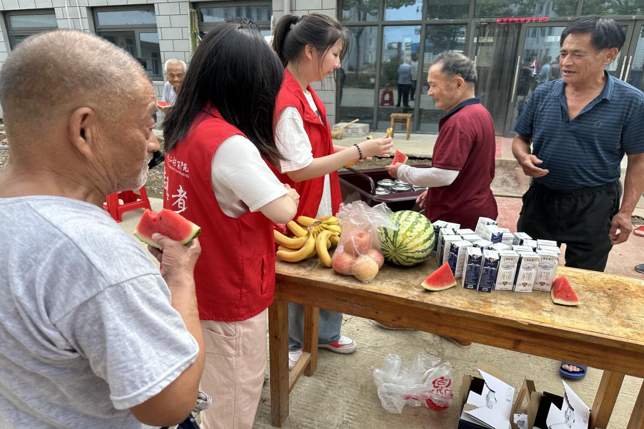 图片8.jpg 图片8.jpg