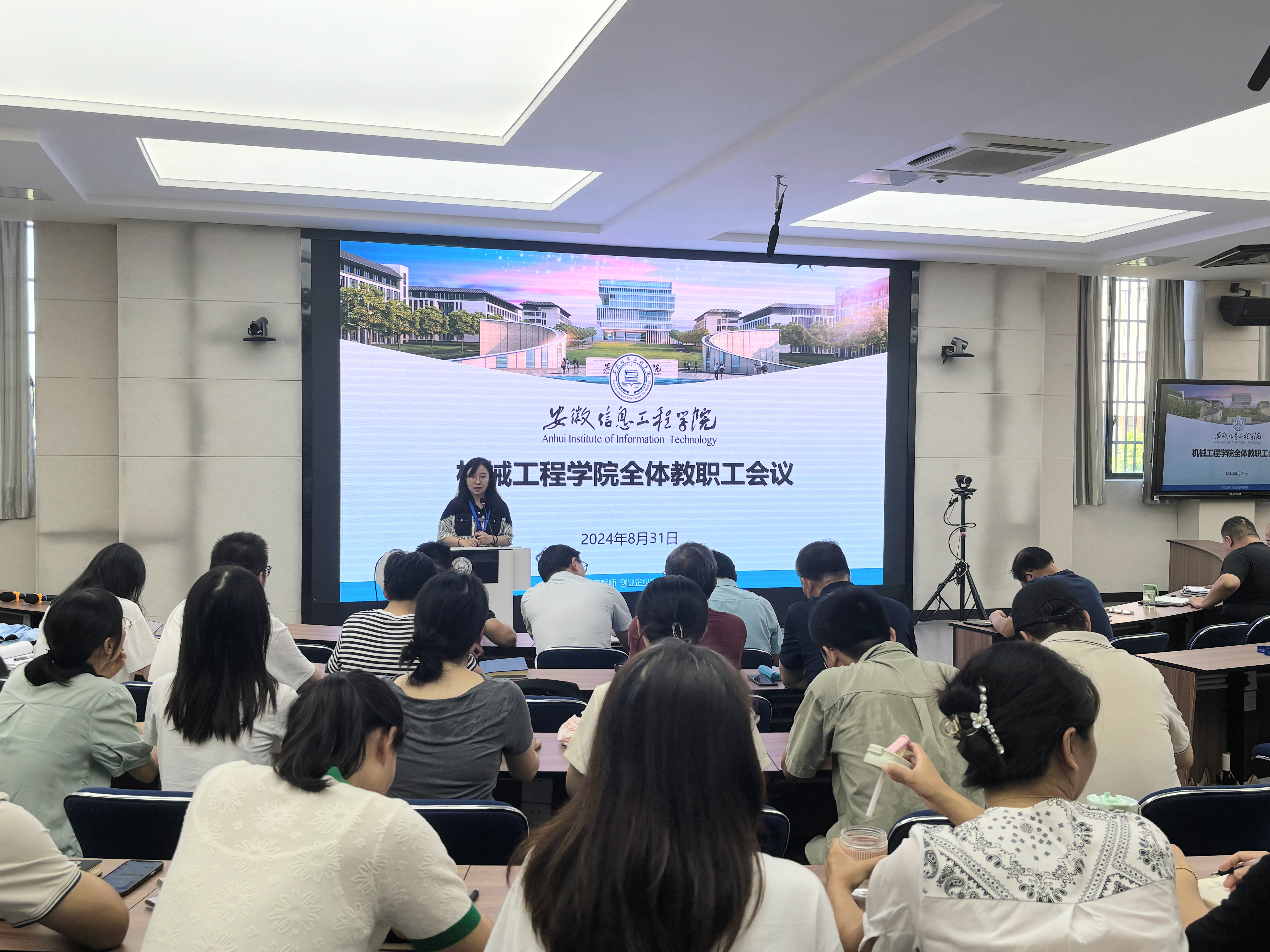 插图2.jpg 插图2.jpg