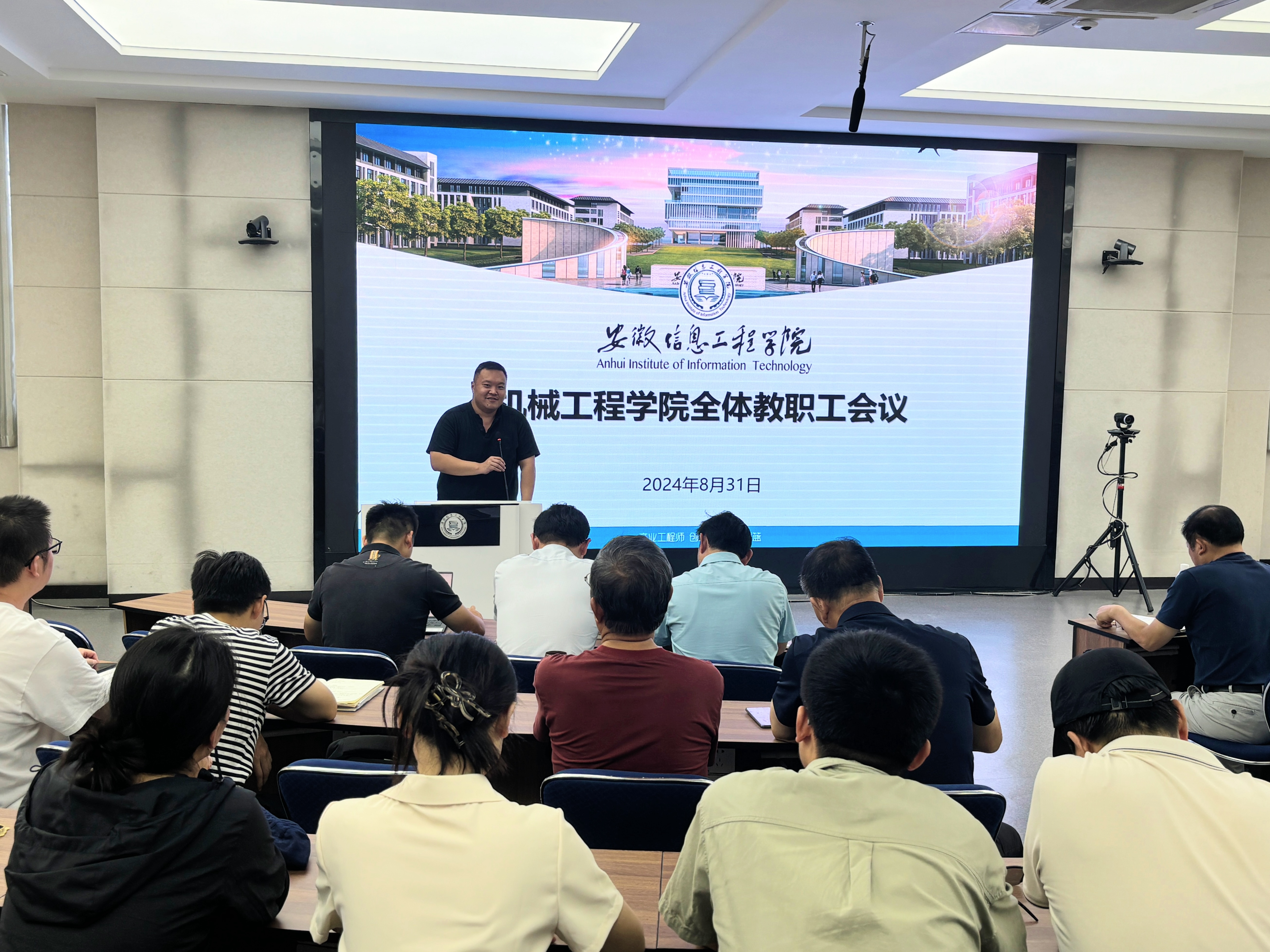 插图4.jpg 插图4.jpg