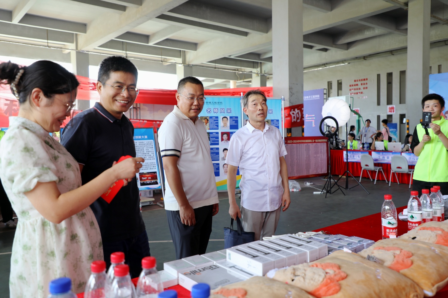 6364b5bcfe717b5bc7f25a2b2a671783.jpg 6364b5bcfe717b5bc7f25a2b2a671783.jpg