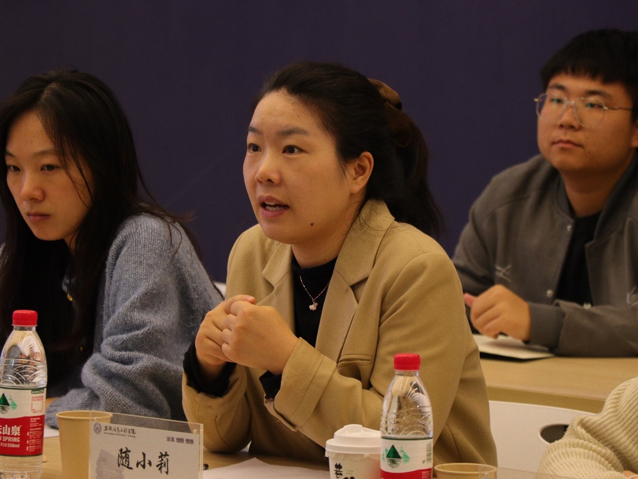 图片2.jpg 图片2.jpg