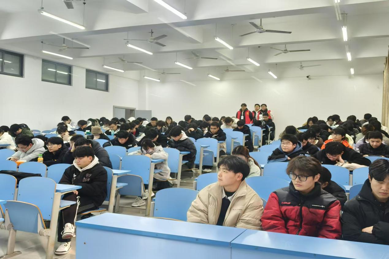 图片3.jpg 图片3.jpg